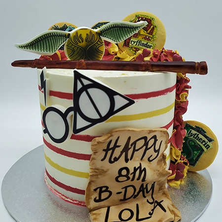 Tarta de cumpleaños personalizada con motivos de Harry Potter